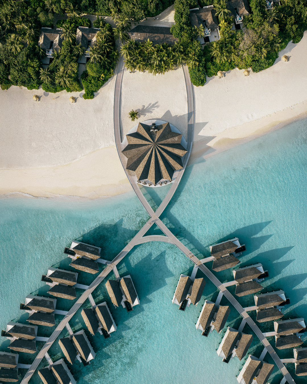 Kuredhivaru Resort & Spa (ex. Movenpick)